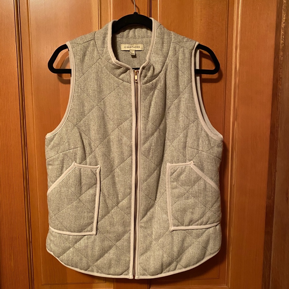 41 Hawthorn Shara Herringbone Vest